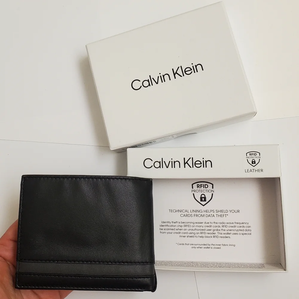 New Calvin Klein black mens real leather wallet